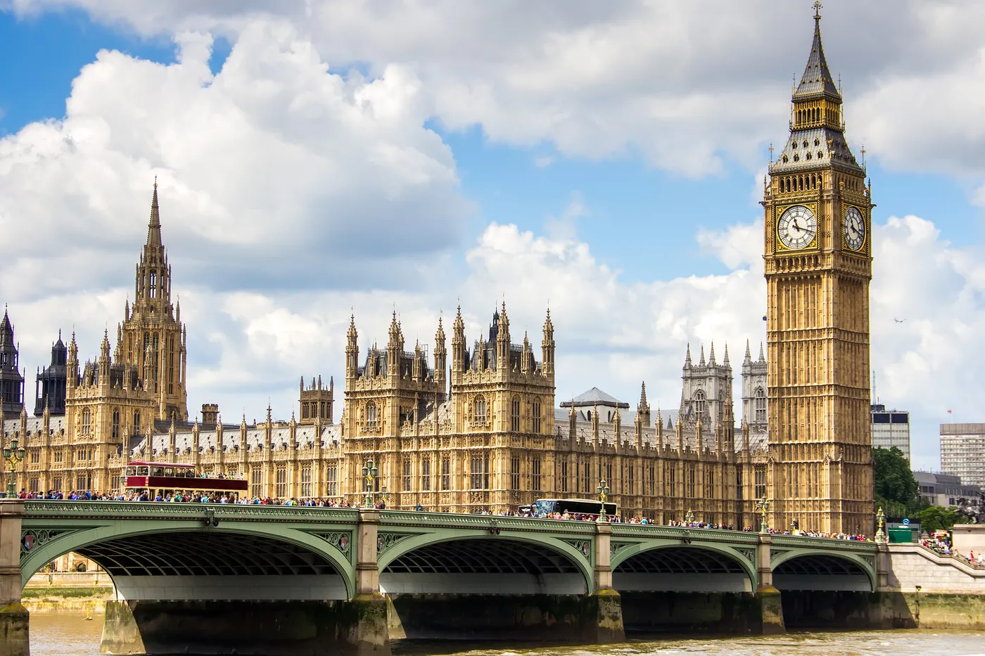 cloche-Big-Ben-symbolise-ville-Londres-cessera-sonner-partir-21_0