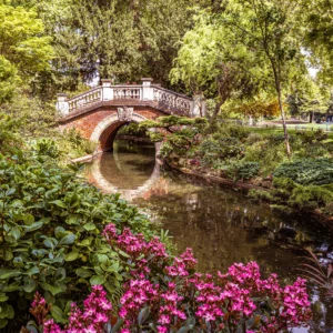Amour-Gloire-et-Beaute-dans-la-Plaine-Monceau-a-la-Belle-Epoque