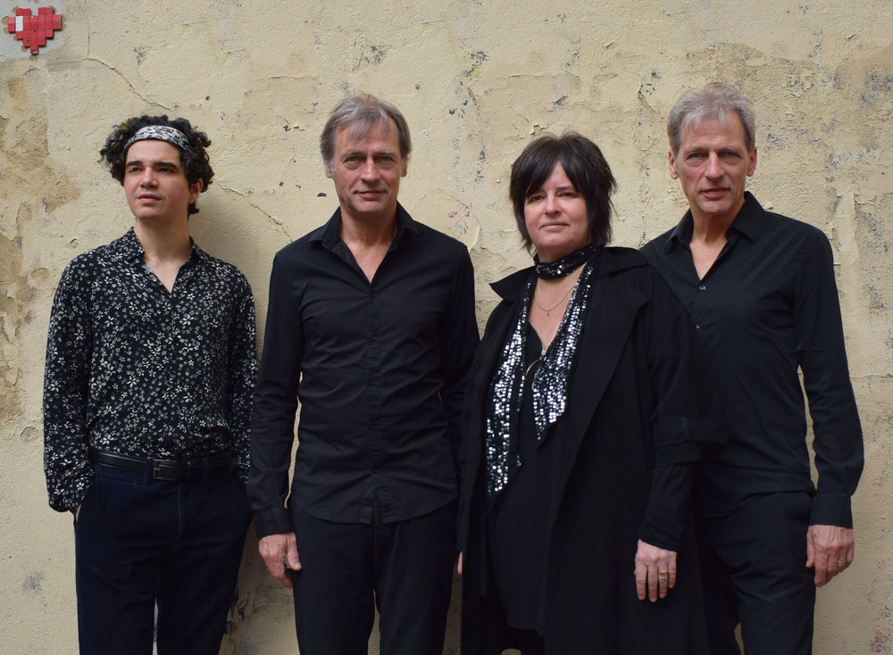 The Hook @Axelle Du Rouret - ECUJE The Hook @Axelle Du Rouret