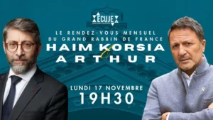 Le Grand Rabbin de France Haïm Korsia en conversation avec Arthur à l'ECUJE