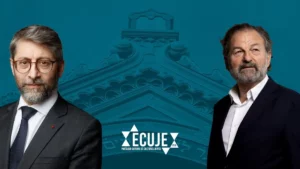 Le Grand Rabbin de France Haïm Korsia en conversation avec Denis Olivennes à l'ECUJE