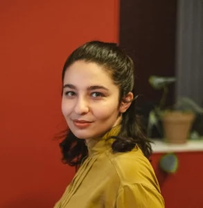 Delphine U Reine Ruby